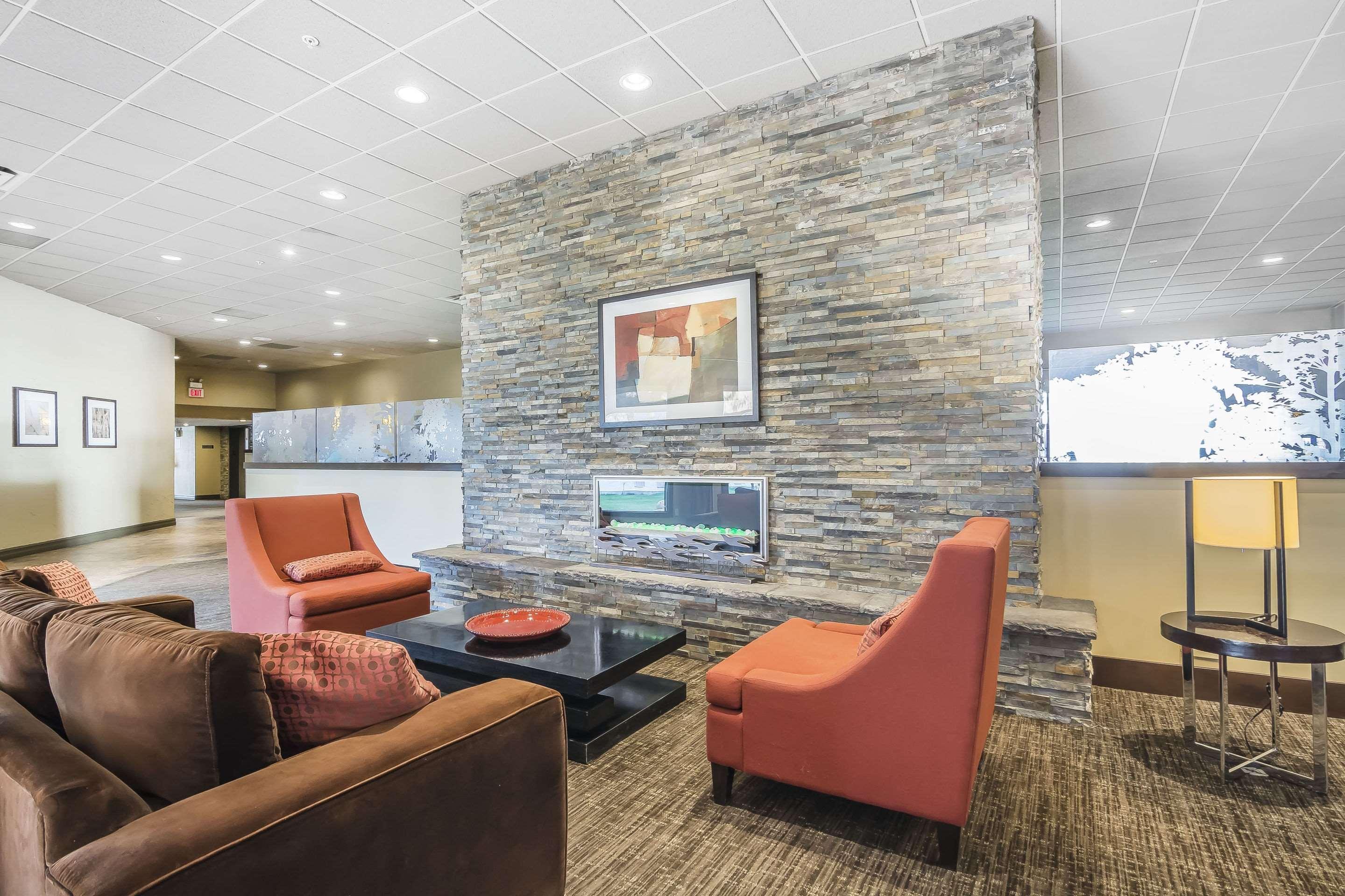 Quality Hotel & Conference Centre Fort Mcmurray Ngoại thất bức ảnh